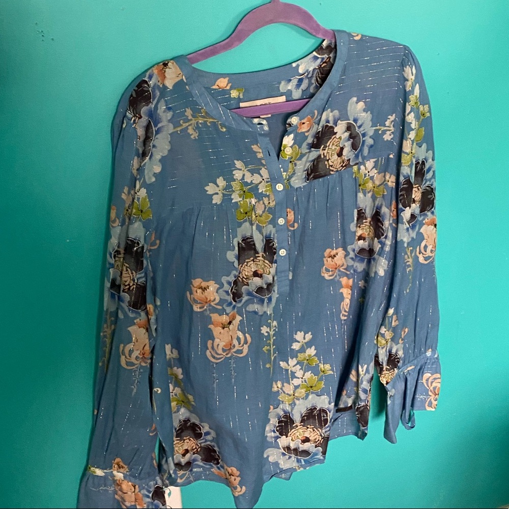 The Loft blue floral top